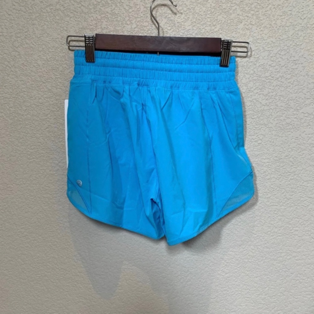 Blue lululemon hottyhots size 4 length 4.5